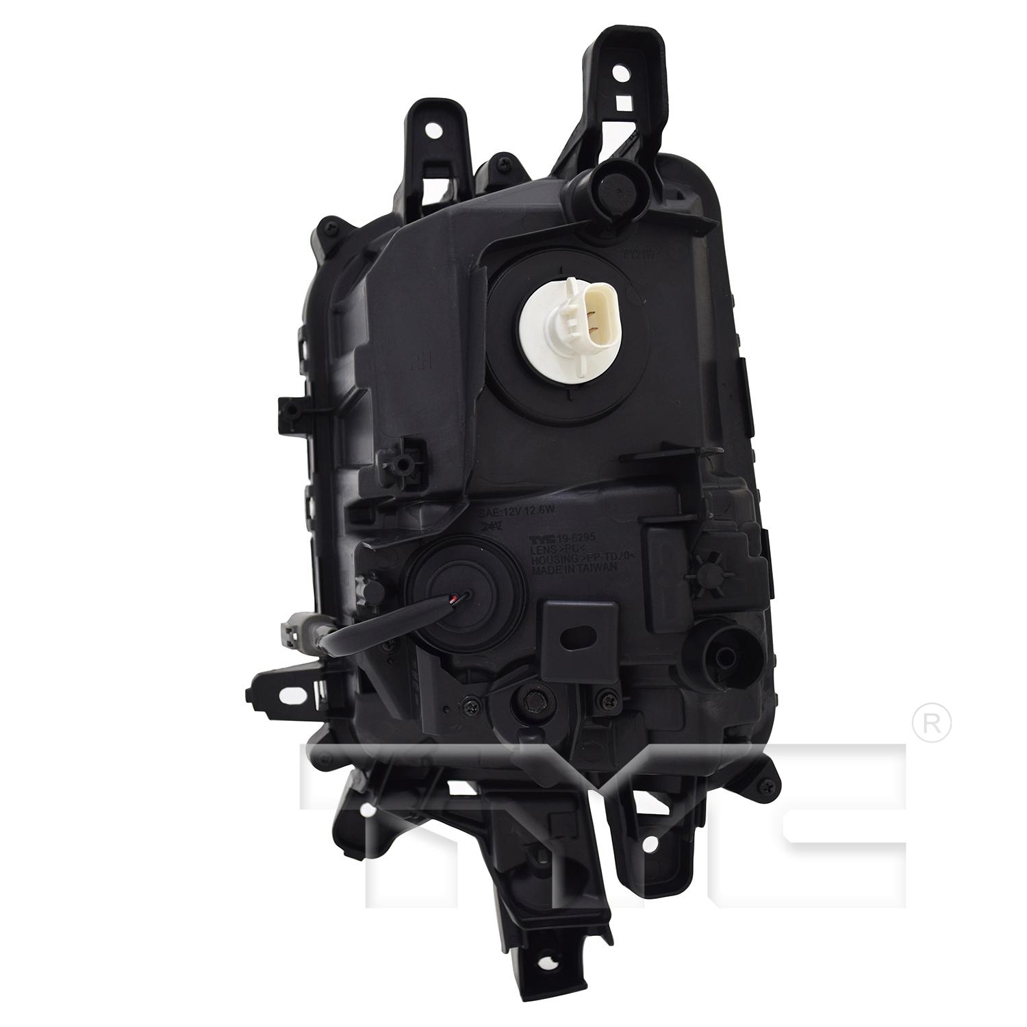 TYC 19629500 - Turn Signal / Fog Light Assembly TYC 19629500 Turn Signal / Fog Light Assembly product image 2 of 6