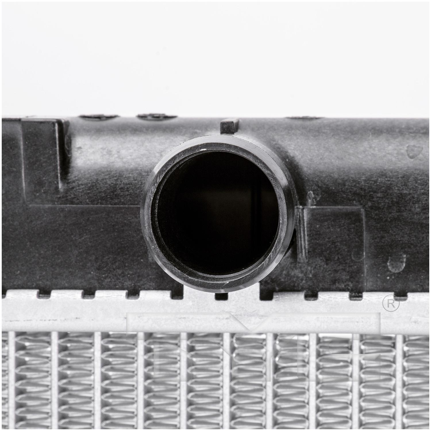 TYC 2051 - Radiator Assembly TYC 2051 Radiator product image 3 of 5