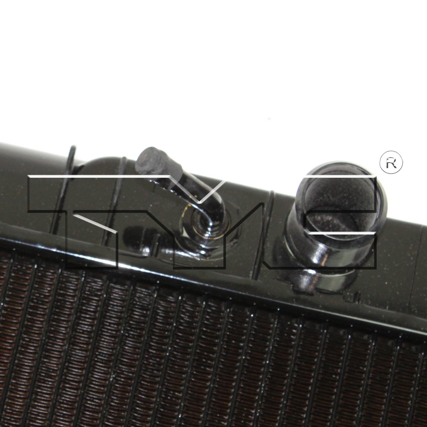 TYC 2462 - Radiator Assembly TYC 2462 Radiator product image 3 of 5
