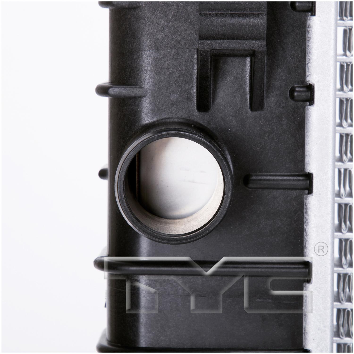 TYC 2518 - Radiator Assembly TYC 2518 Radiator product image 3 of 4