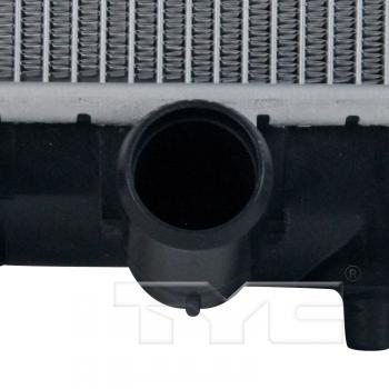 2006 Kia Sorento Radiator TYC 2585 image 3 of 4