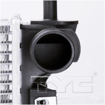 2002 Ford Expedition Radiator TYC 2589 image 3 of 4