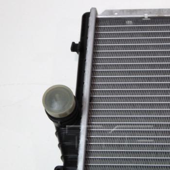 2005 BMW X5 Radiator TYC 2594 image 3 of 4