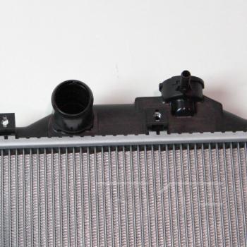 2006 Mitsubishi Galant Radiator TYC 2723 image 4 of 4