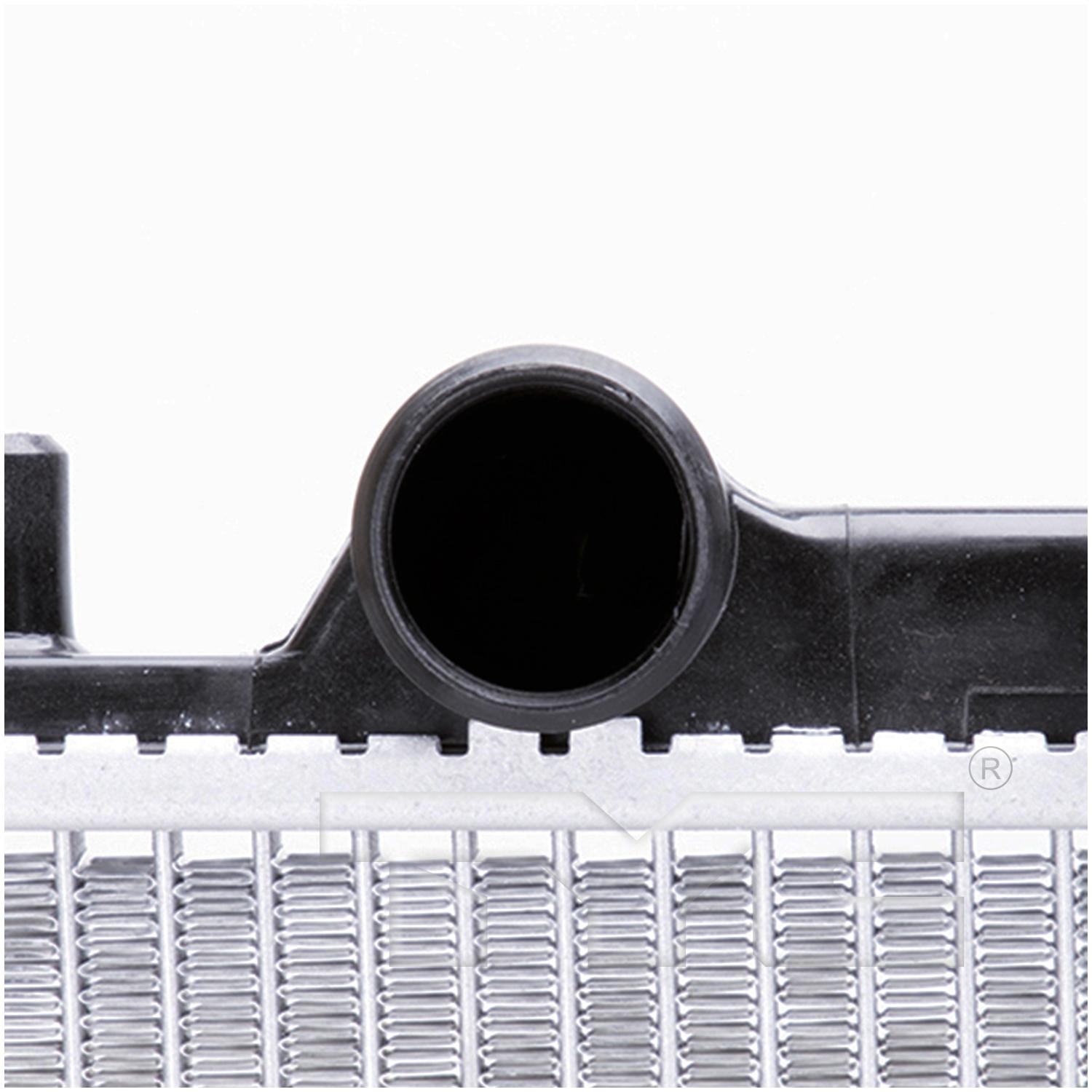 TYC 2752 - Radiator Assembly TYC 2752 Radiator product image 3 of 8