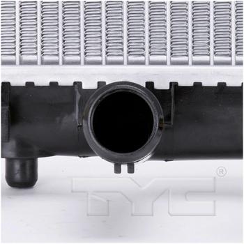 2007 Toyota Highlander Radiator TYC 2848 image 4 of 4