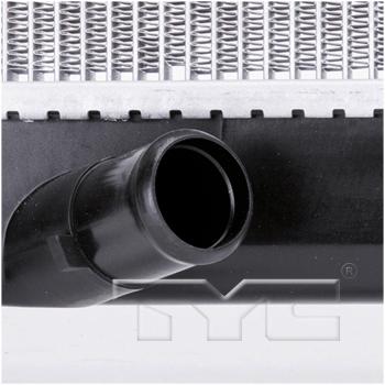 2007 Mazda CX-7 Radiator TYC 2918 image 4 of 4