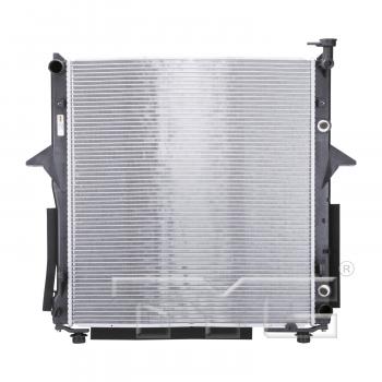 2009 Kia Sorento Radiator TYC 2962 image 1 of 4