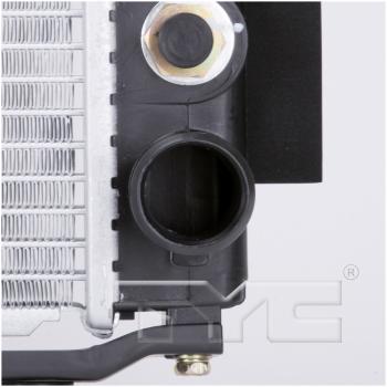 2009 Kia Sorento Radiator TYC 2962 image 4 of 4