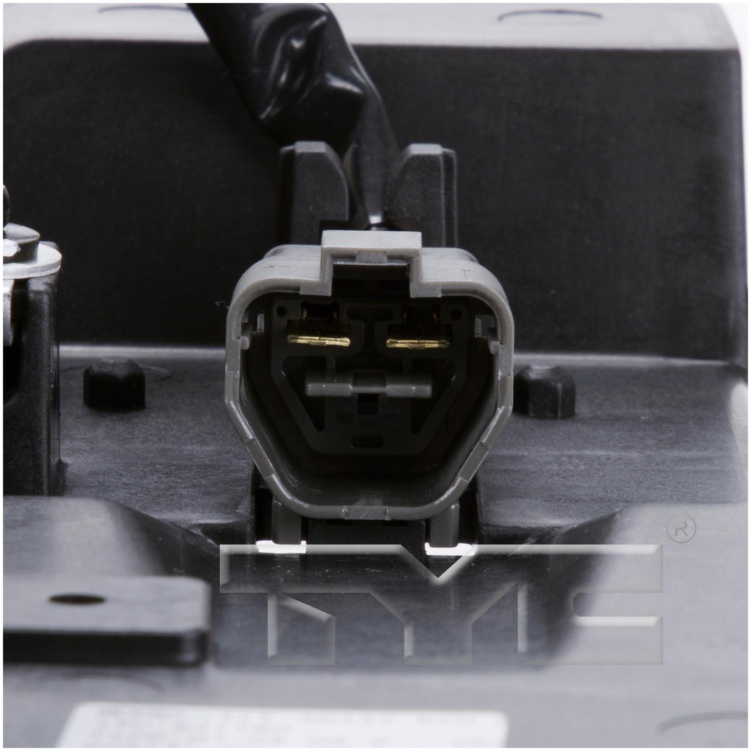 TYC 621780 - Dual Radiator and Condenser Fan Assembly TYC 621780 Dual Radiator and Condenser Fan Assembly product image 6 of 6