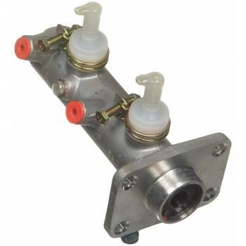 1994 Isuzu NQR Brake Master Cylinder