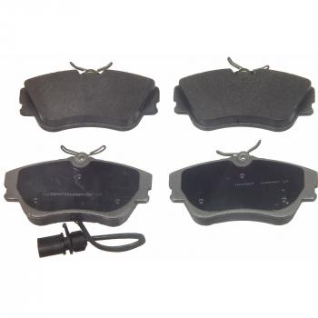 2000 Volkswagen EuroVan Disc Brake Pad Front Wagner Brake MX852 image 1 of 1