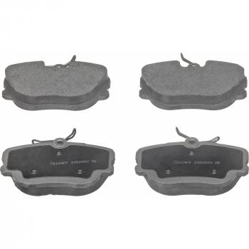 1985 Mercedes-Benz 190D Disc Brake Pad Front Wagner Brake PD487 image 1 of 1