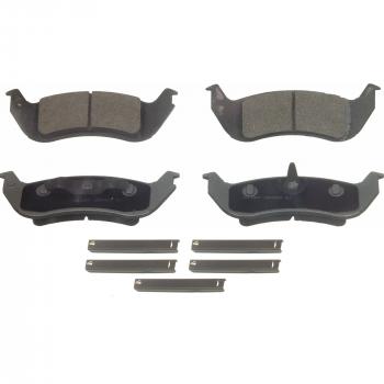 2005 Mercury Grand Marquis Disc Brake Pad Rear Wagner Brake QC1040 image 1 of 1