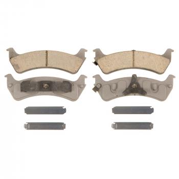2000 Mercury Mountaineer Disc Brake Pad Rear Wagner Brake QC667 image 1 of 1